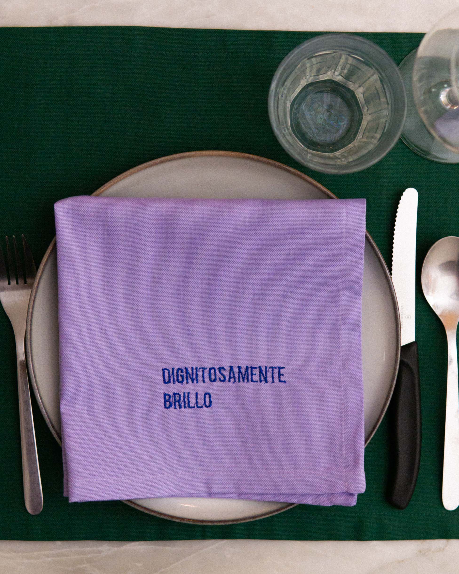 Tovagliolo "Dignitosamente brillo"